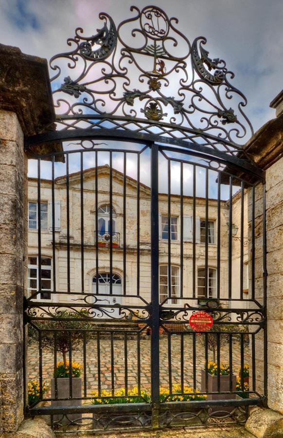 Bed and Breakfast Cours De Thomazeau Кастийонес Экстерьер фото