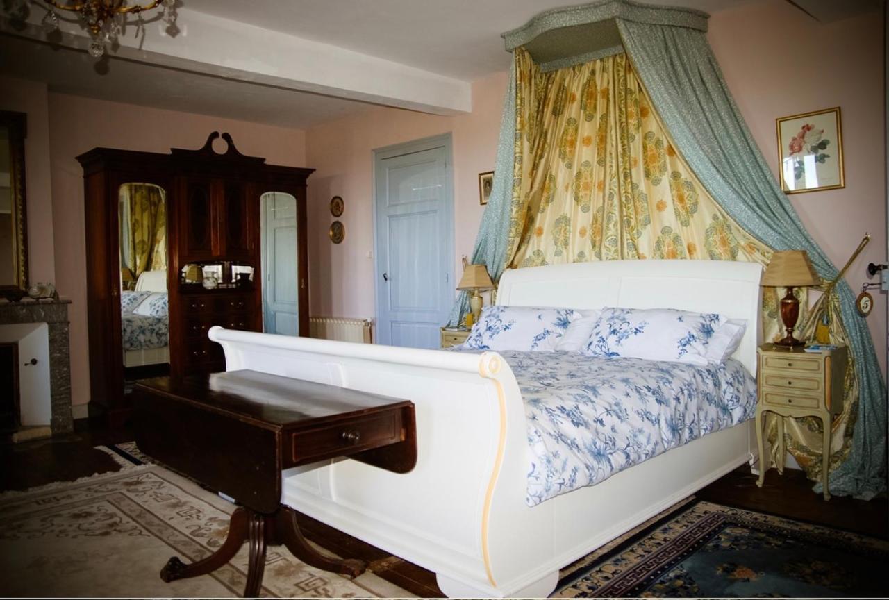 Bed and Breakfast Cours De Thomazeau Кастийонес Экстерьер фото