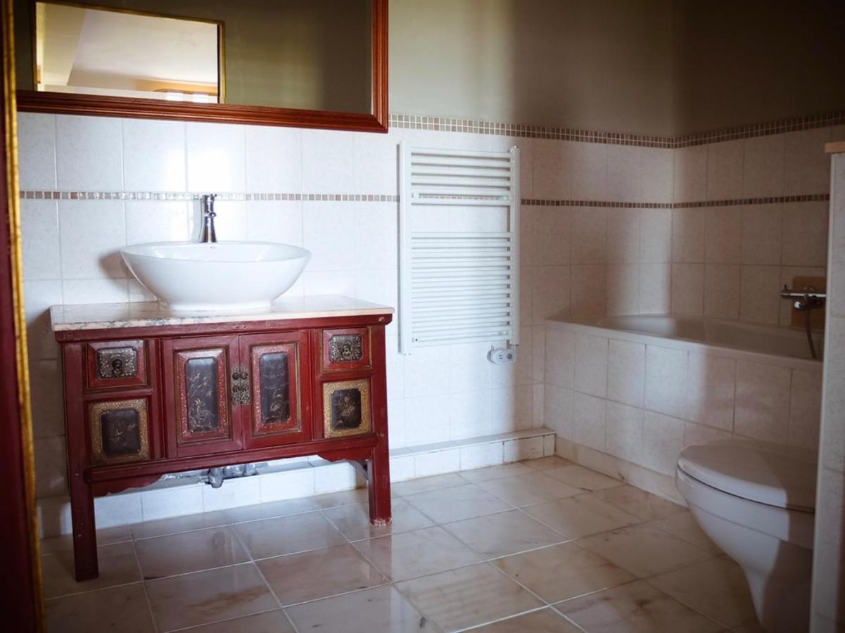 Bed and Breakfast Cours De Thomazeau Кастийонес Экстерьер фото